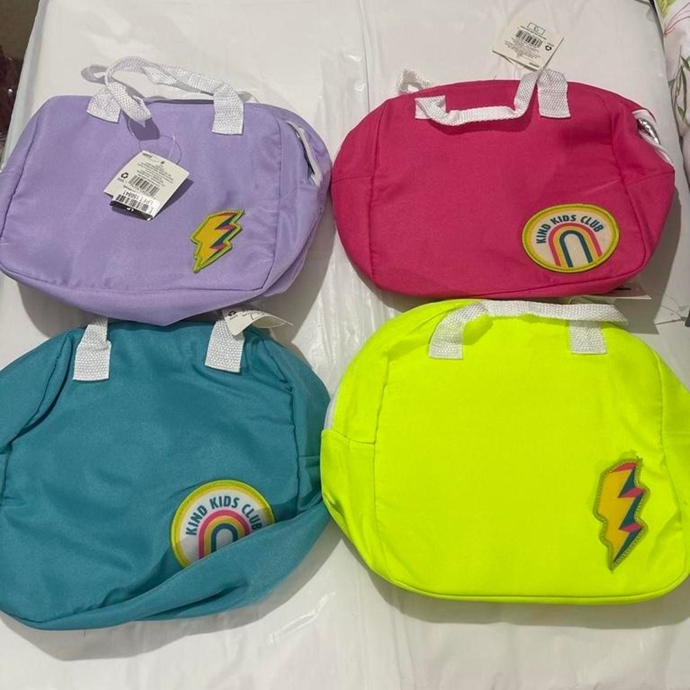 Kids Club lot of 4 Insulated Lunch Bags